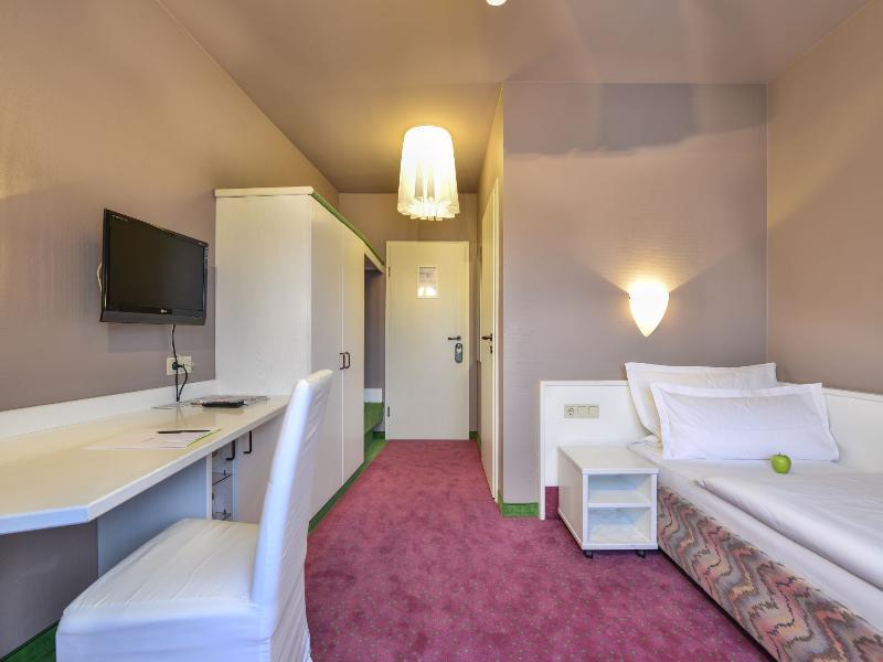 Airport Hotel By The New Yorker Köln Eksteriør billede